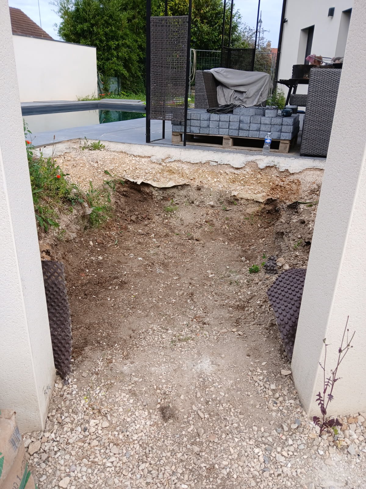 Réalisation de murets, d'escaliers et d'une terrasse