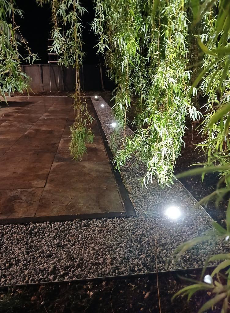 Création et aménagement d'une terrasse lumineuse